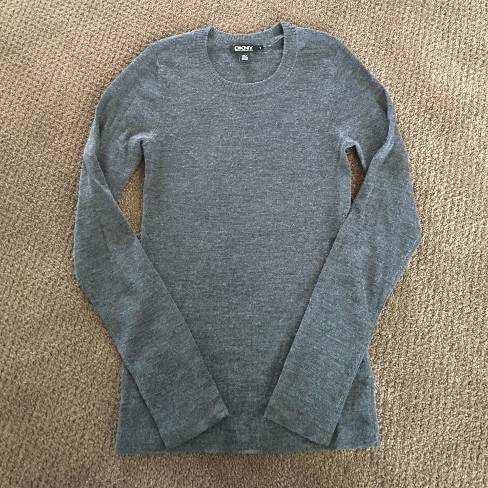 DKNY Charcoal Grey Crewneck Sweater Size Small